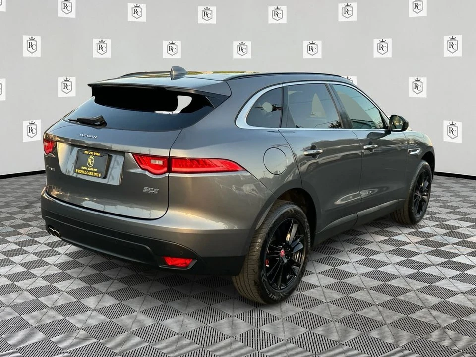 2018 Jaguar F-Pace - Image 5 of 20