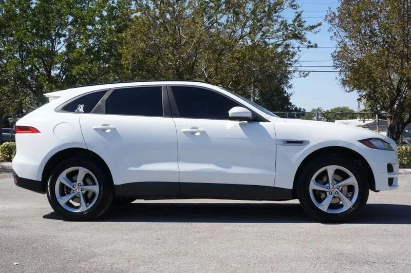 2018 Jaguar F-Pace - Image 8 of 20