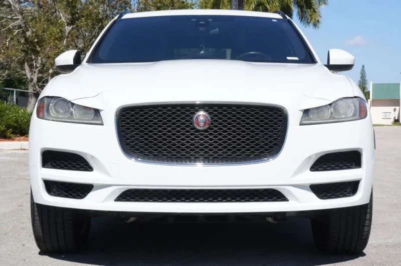 2018 Jaguar F-Pace - Image 2 of 20