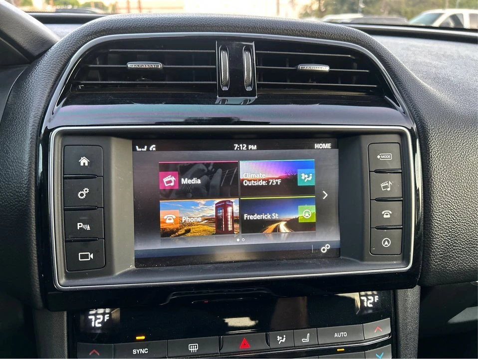 2018 Jaguar F-Pace - Image 16 of 20