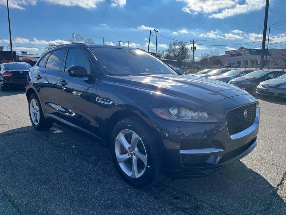 2018 Jaguar F-Pace - Image 4 of 19