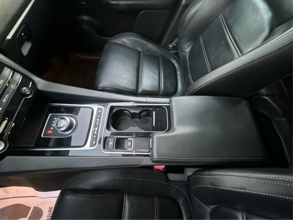 2018 Jaguar F-Pace - Image 17 of 20