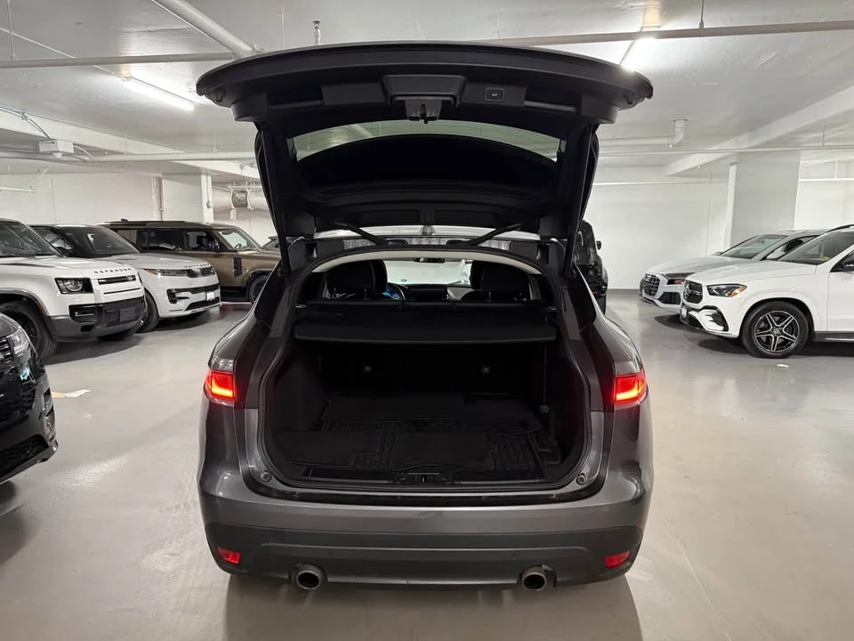 2018 Jaguar F-Pace - Image 18 of 20