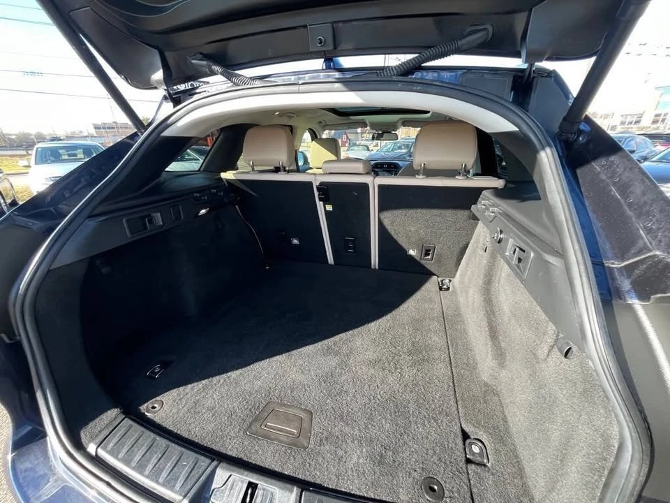 2018 Jaguar F-Pace - Image 15 of 19