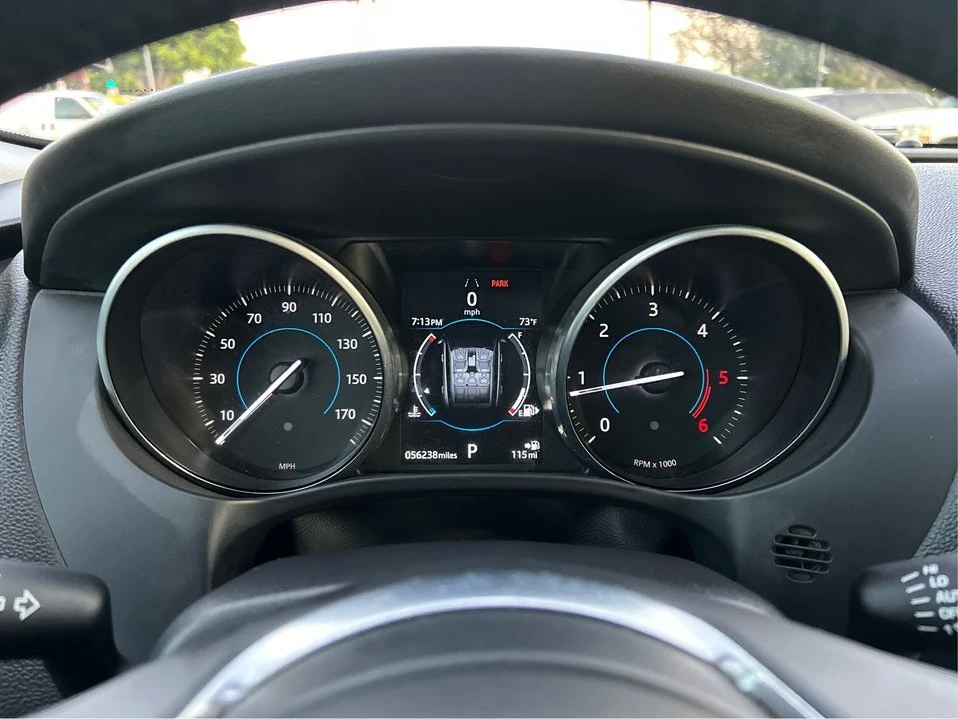 2018 Jaguar F-Pace - Image 19 of 20
