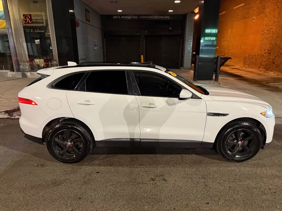 2018 Jaguar F-Pace - Image 2 of 11