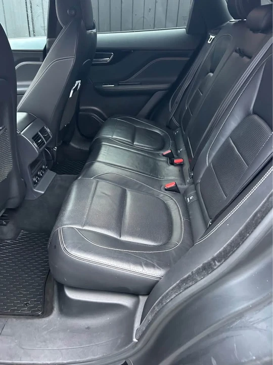 2018 Jaguar F-Pace - Image 18 of 20