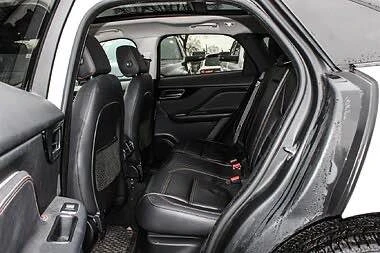 2018 Jaguar F-Pace - Image 6 of 7
