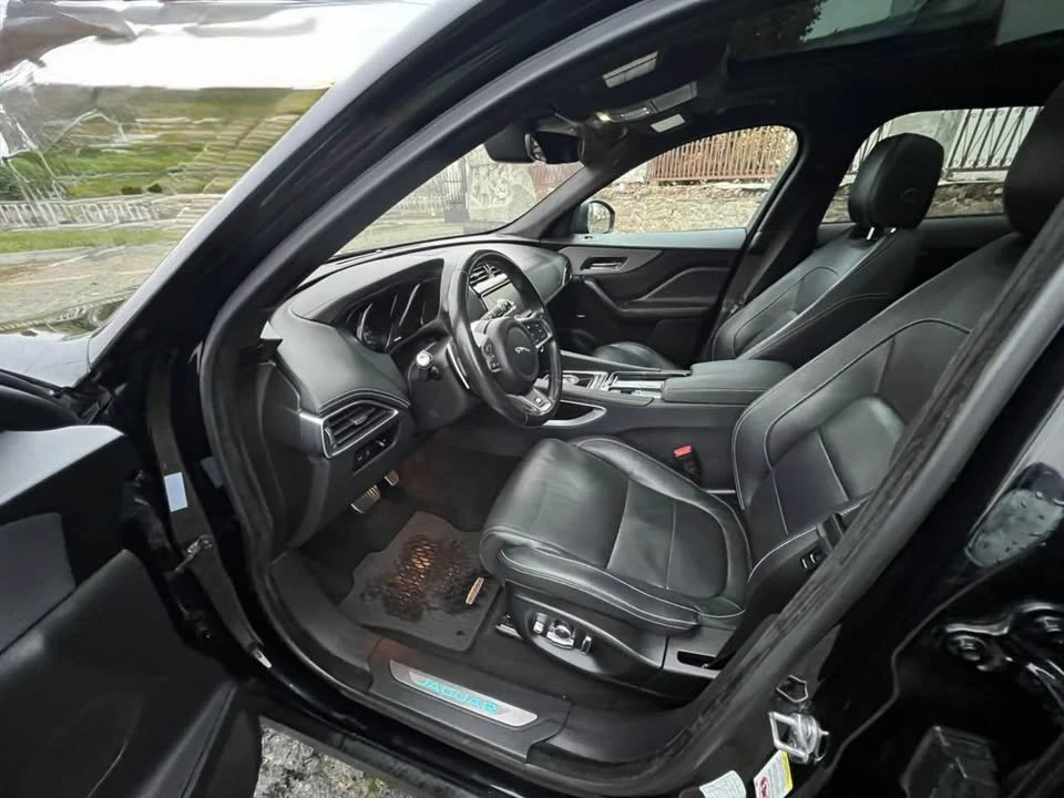 2018 Jaguar F-Pace - Image 13 of 18
