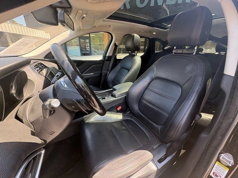 2018 Jaguar F-Pace - Image 10 of 19