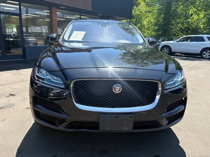2018 Jaguar F-Pace - Image 2 of 19