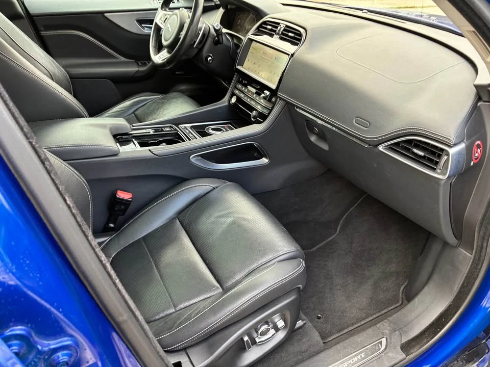 2018 Jaguar F-Pace - Image 13 of 17