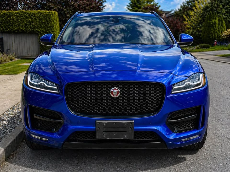 2018 Jaguar F-Pace - Image 2 of 17