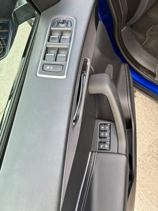 2018 Jaguar F-Pace - Image 12 of 17