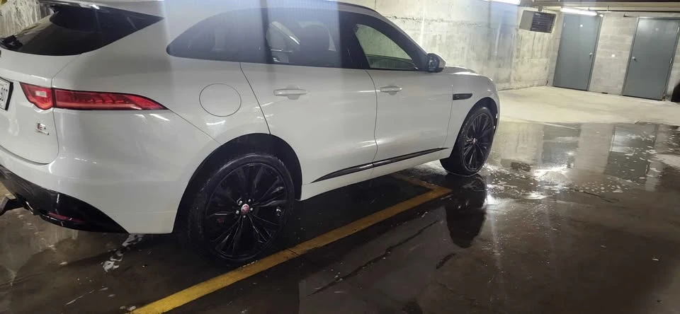 2018 Jaguar F-Pace - Image 8 of 11