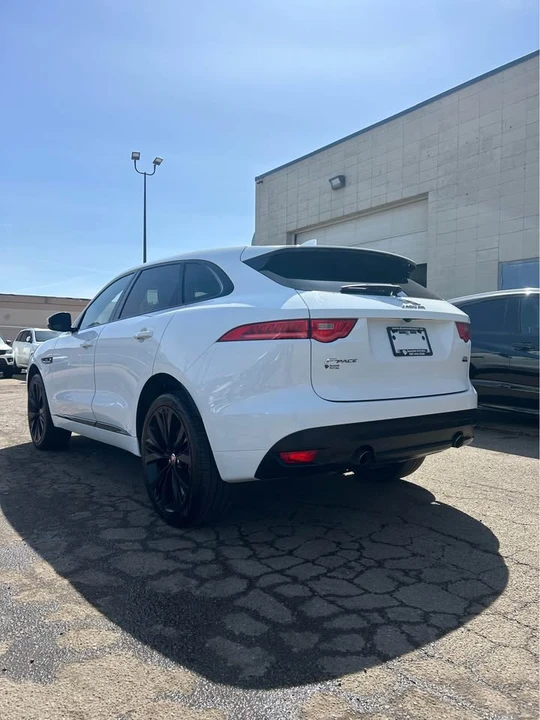 2018 Jaguar F-Pace - Image 4 of 12