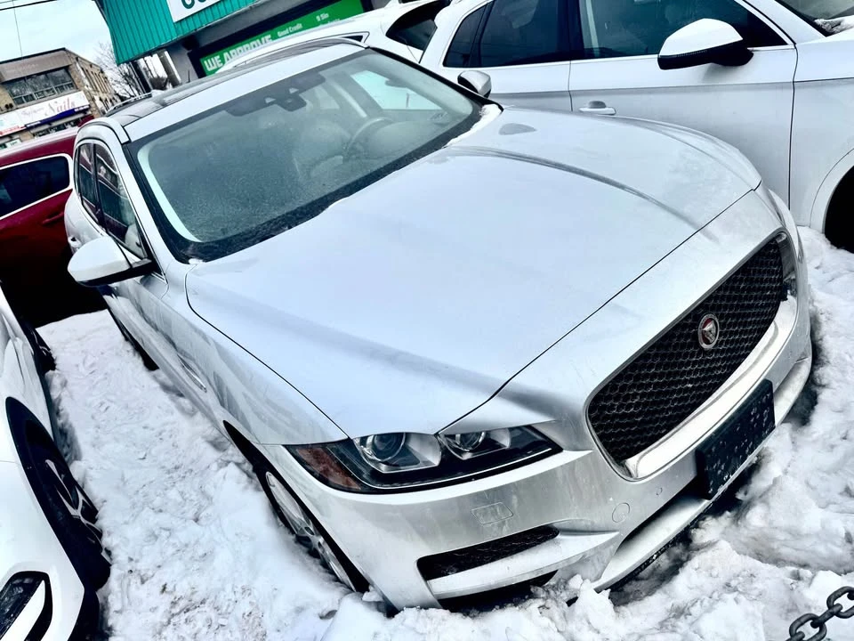 2018 Jaguar F-Pace - Image 5 of 8