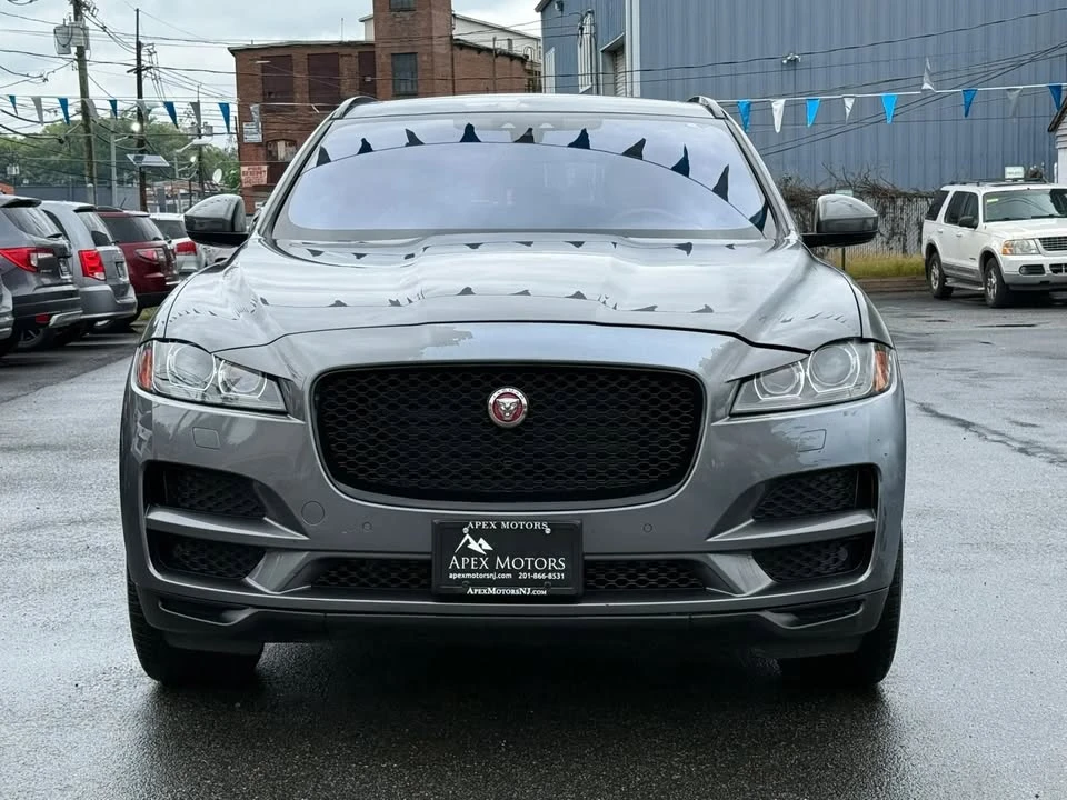 2018 Jaguar F-Pace - Image 2 of 20