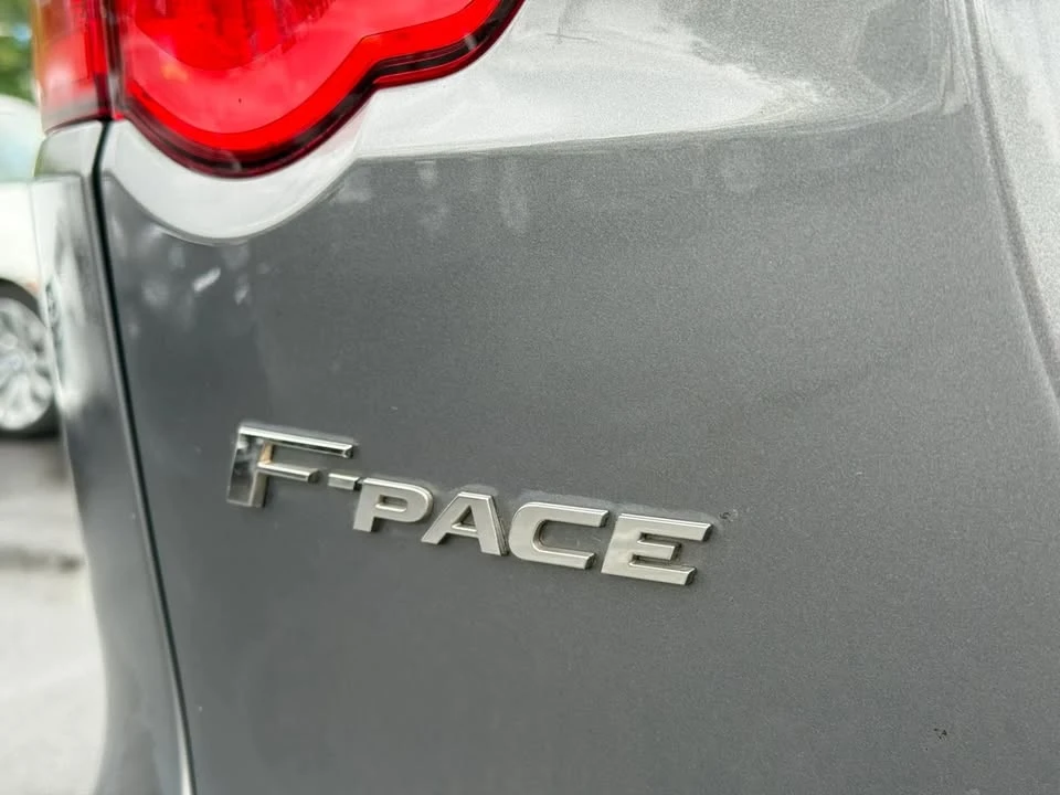 2018 Jaguar F-Pace - Image 7 of 20