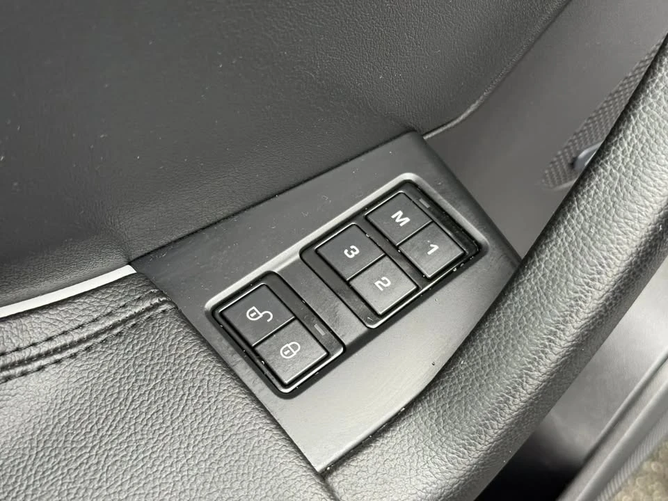 2018 Jaguar F-Pace - Image 20 of 20
