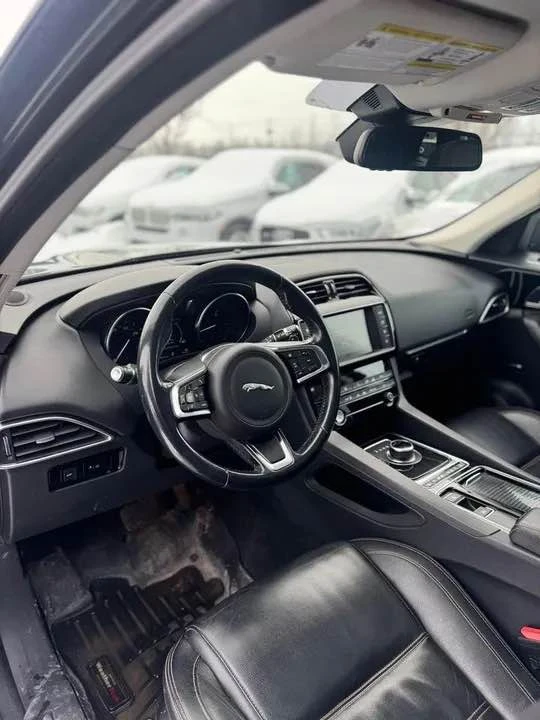 2018 Jaguar F-Pace - Image 14 of 14