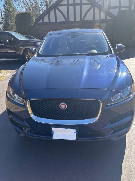 2018 Jaguar F-Pace - Image 3 of 8