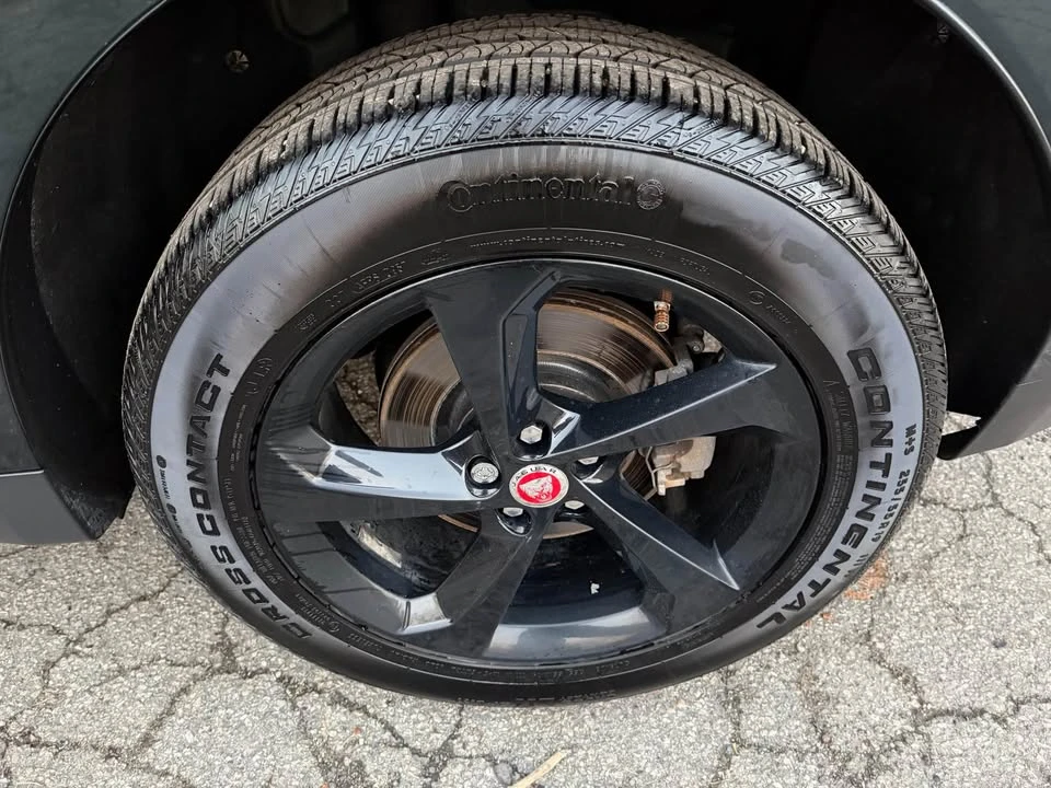 2018 Jaguar F-Pace - Image 14 of 17