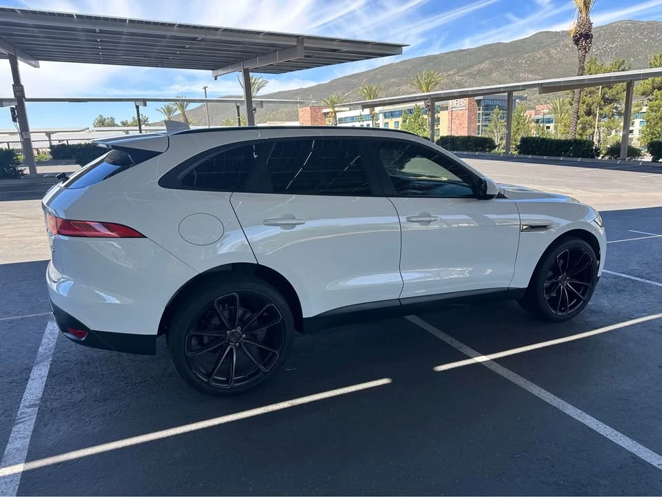 2018 Jaguar F-Pace - Image 3 of 9