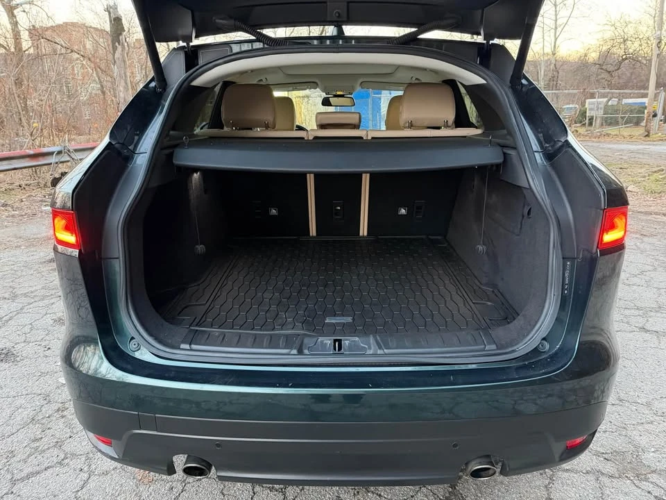 2018 Jaguar F-Pace - Image 2 of 17