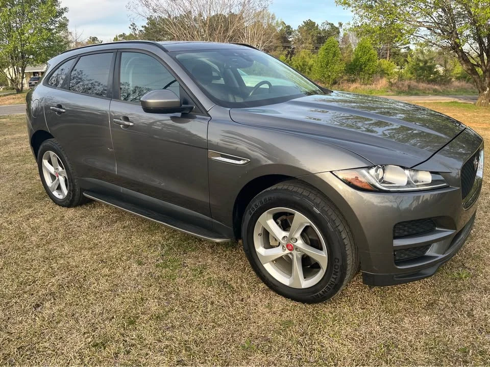 2018 Jaguar F-Pace - Image 4 of 4