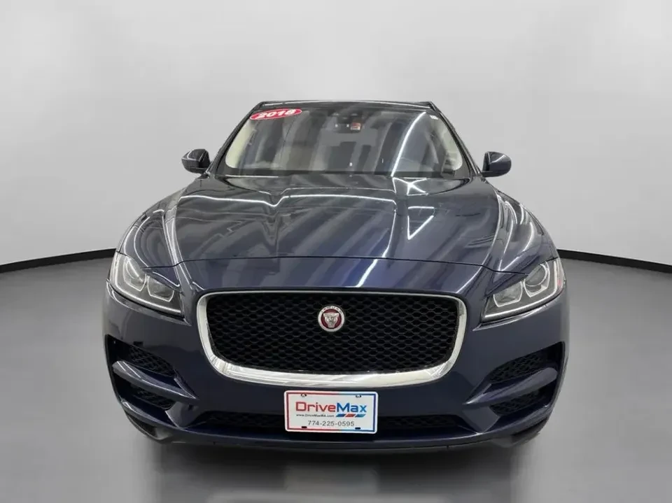 2018 Jaguar F-Pace - Image 2 of 15