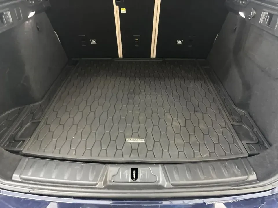 2018 Jaguar F-Pace - Image 9 of 15
