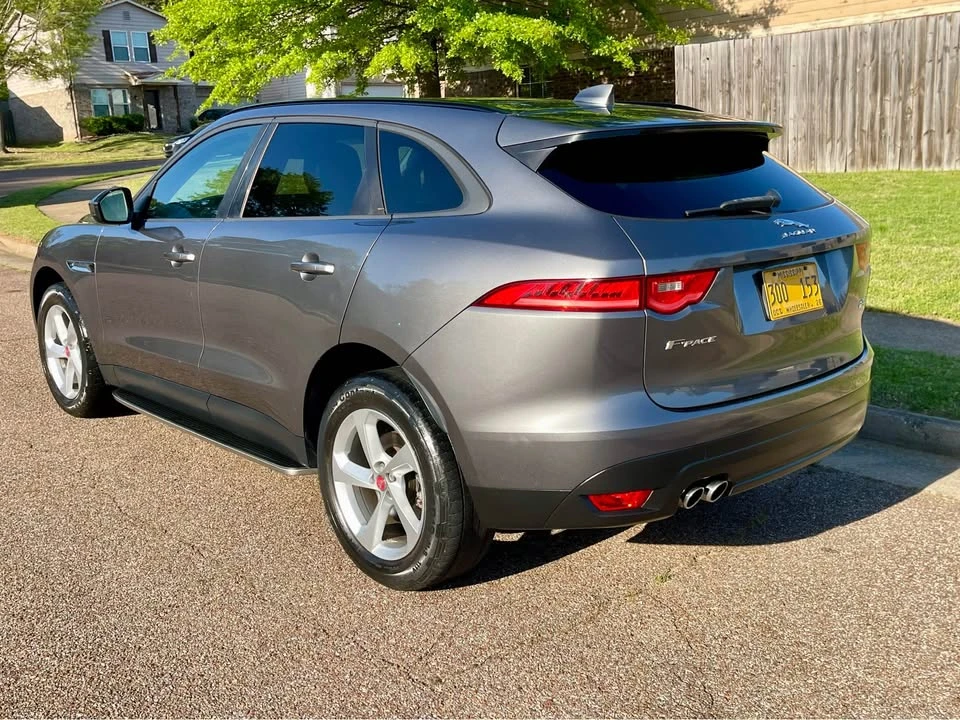2018 Jaguar F-Pace - Image 5 of 10