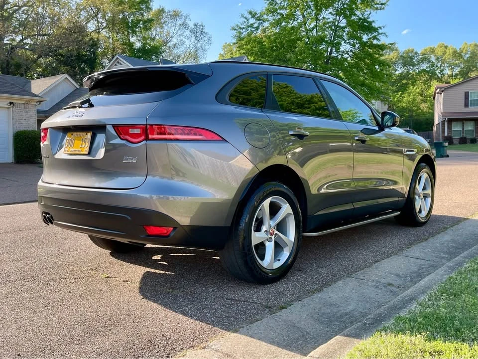 2018 Jaguar F-Pace - Image 4 of 10