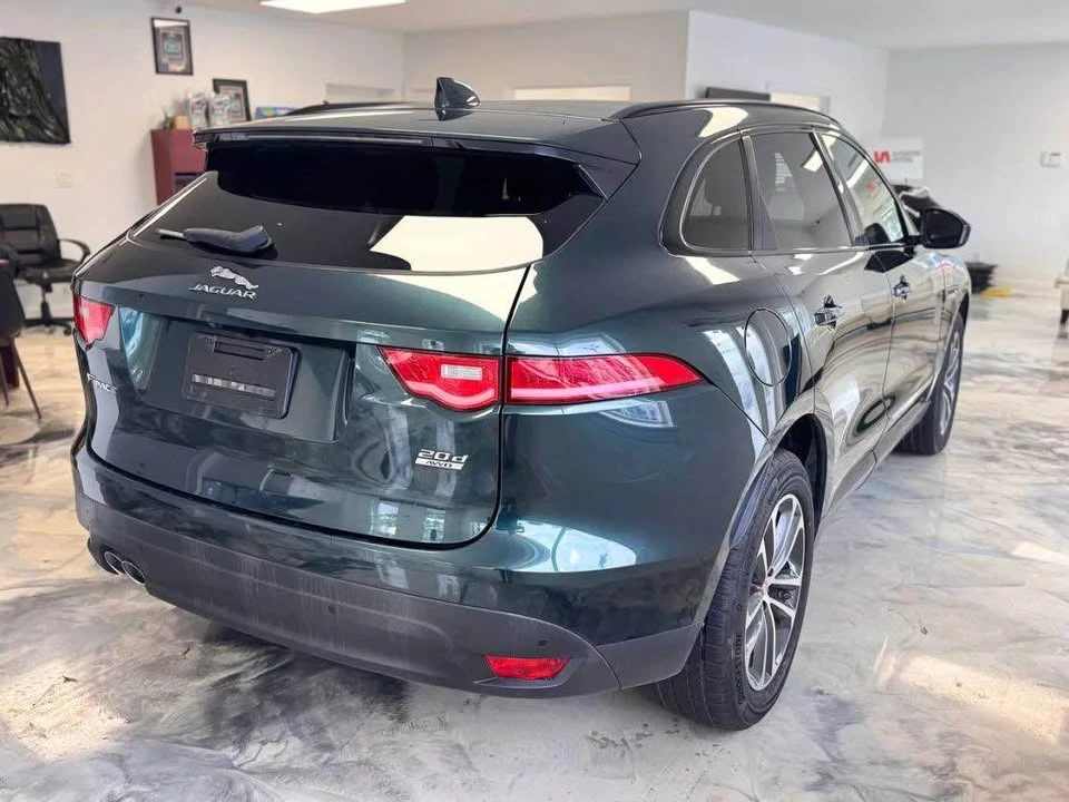 2018 Jaguar F-Pace - Image 4 of 17
