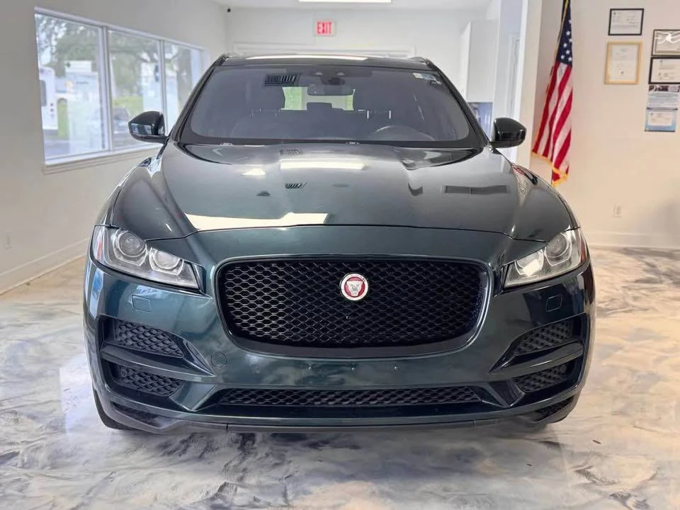 2018 Jaguar F-Pace - Image 2 of 17