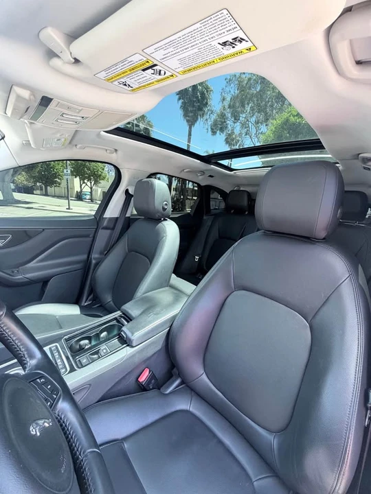 2018 Jaguar F-Pace - Image 11 of 12
