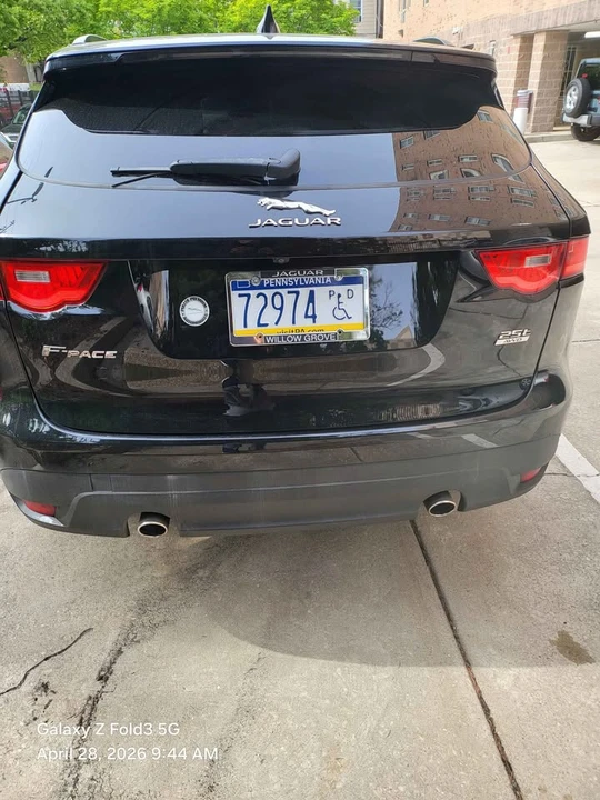 2018 Jaguar F-Pace - Image 8 of 9