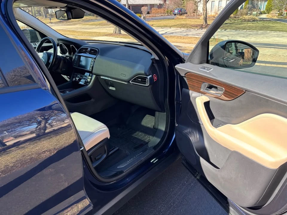 2018 Jaguar F-Pace - Image 4 of 7
