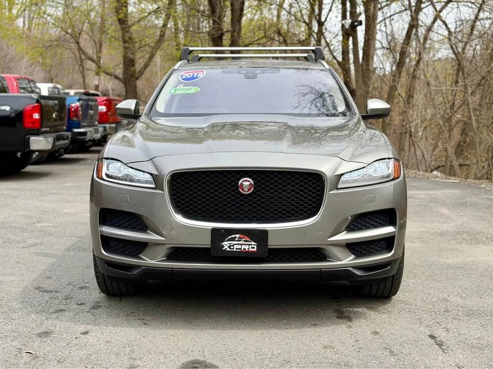 2018 Jaguar F-Pace - Image 3 of 19