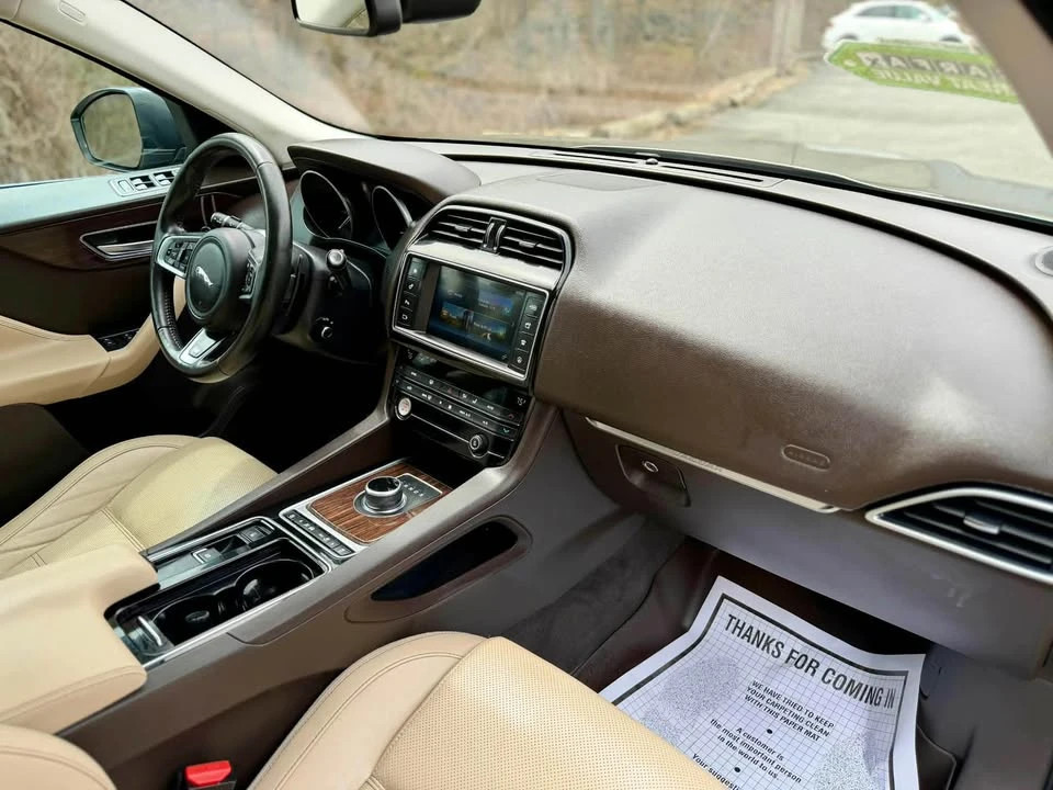 2018 Jaguar F-Pace - Image 20 of 20