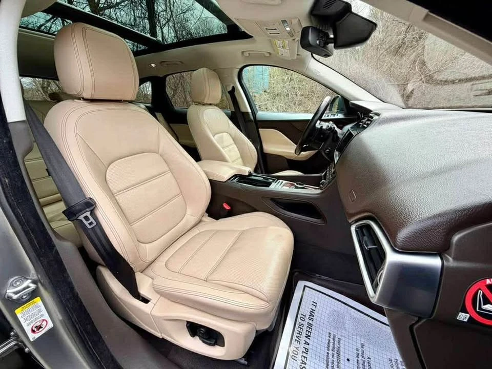 2018 Jaguar F-Pace - Image 9 of 20