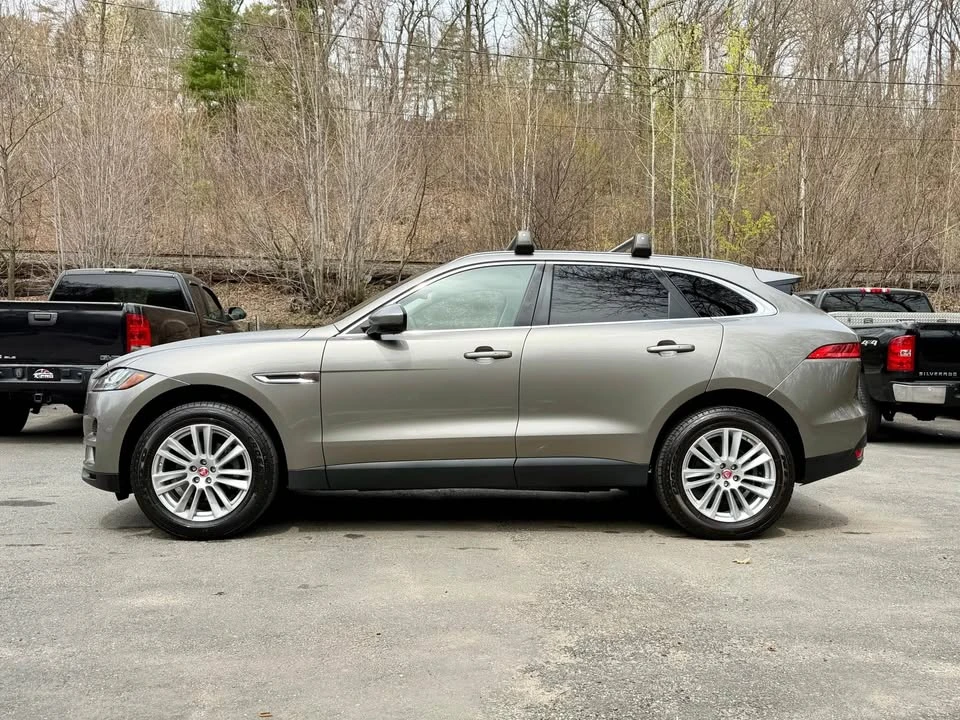 2018 Jaguar F-Pace - Image 5 of 19