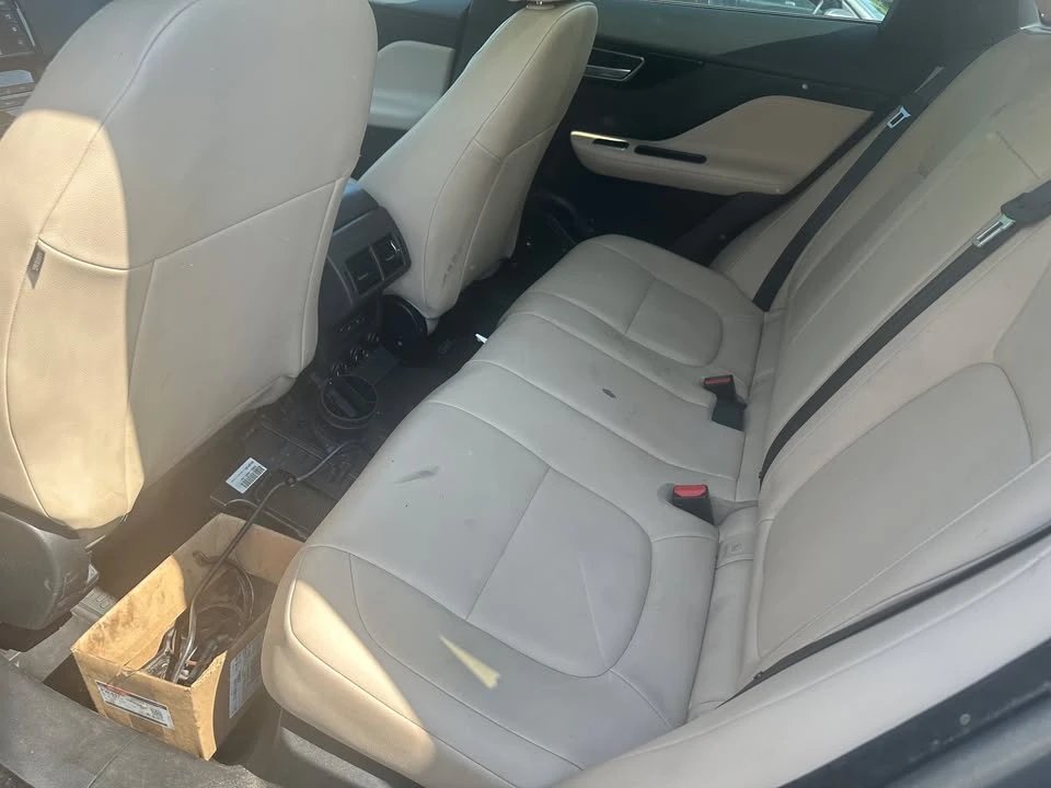 2018 Jaguar F-Pace - Image 5 of 5
