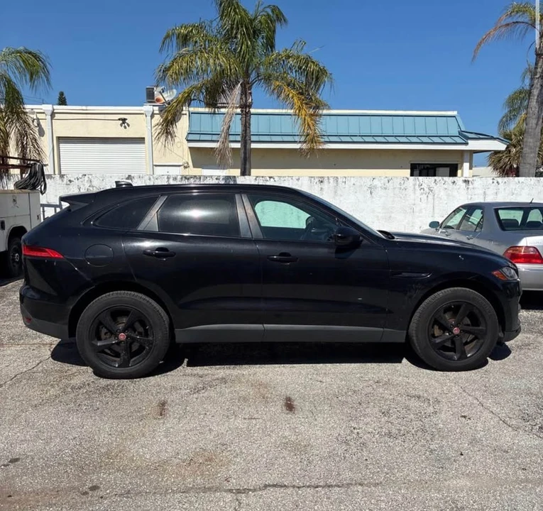 2018 Jaguar F-Pace - Image 5 of 13