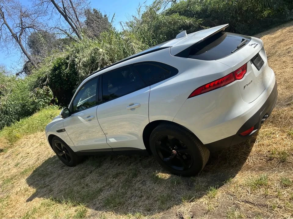 2018 Jaguar F-Pace - Image 8 of 8