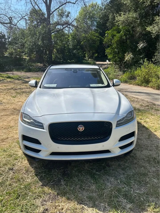 2018 Jaguar F-Pace - Image 5 of 8