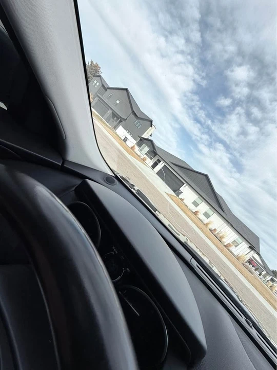 2018 Jaguar F-Pace - Image 8 of 13