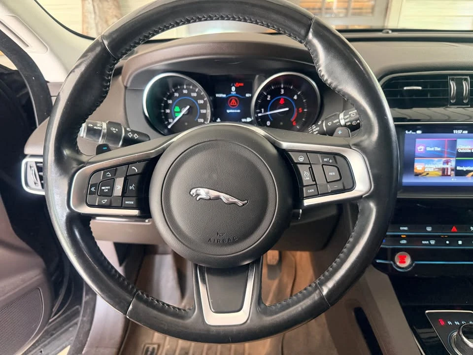 2018 Jaguar F-Pace - Image 3 of 6