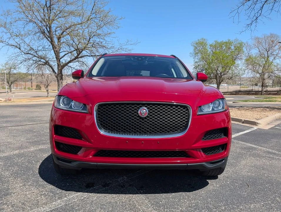 2018 Jaguar F-Pace - Image 6 of 17